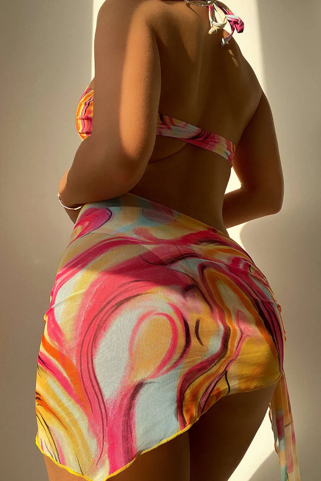 Abstract Print Halter Tummy Control One-piece Swimsuit And Knot Mini Sarong Skirt Set>MICAS Clearance